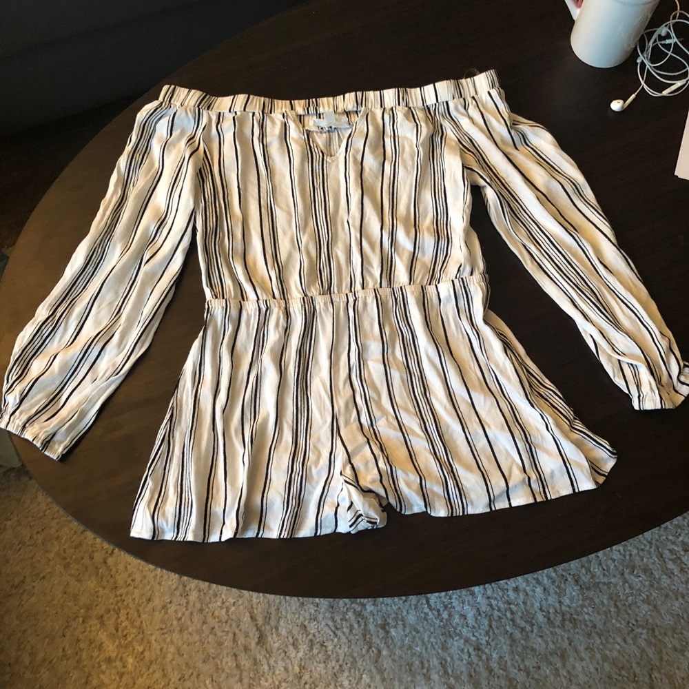 PAC-sun romper